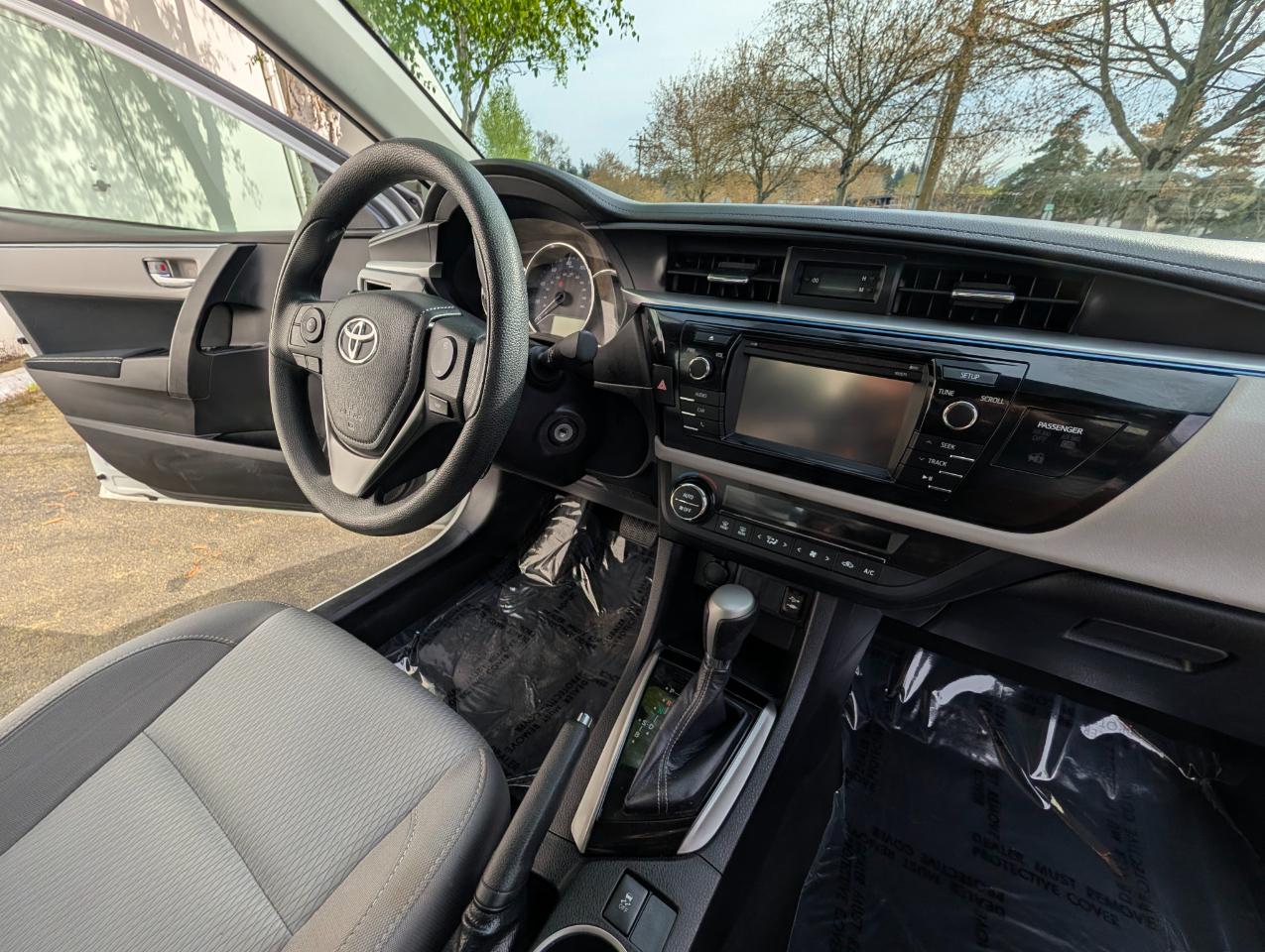 Toyota Corolla LE CVT 2016