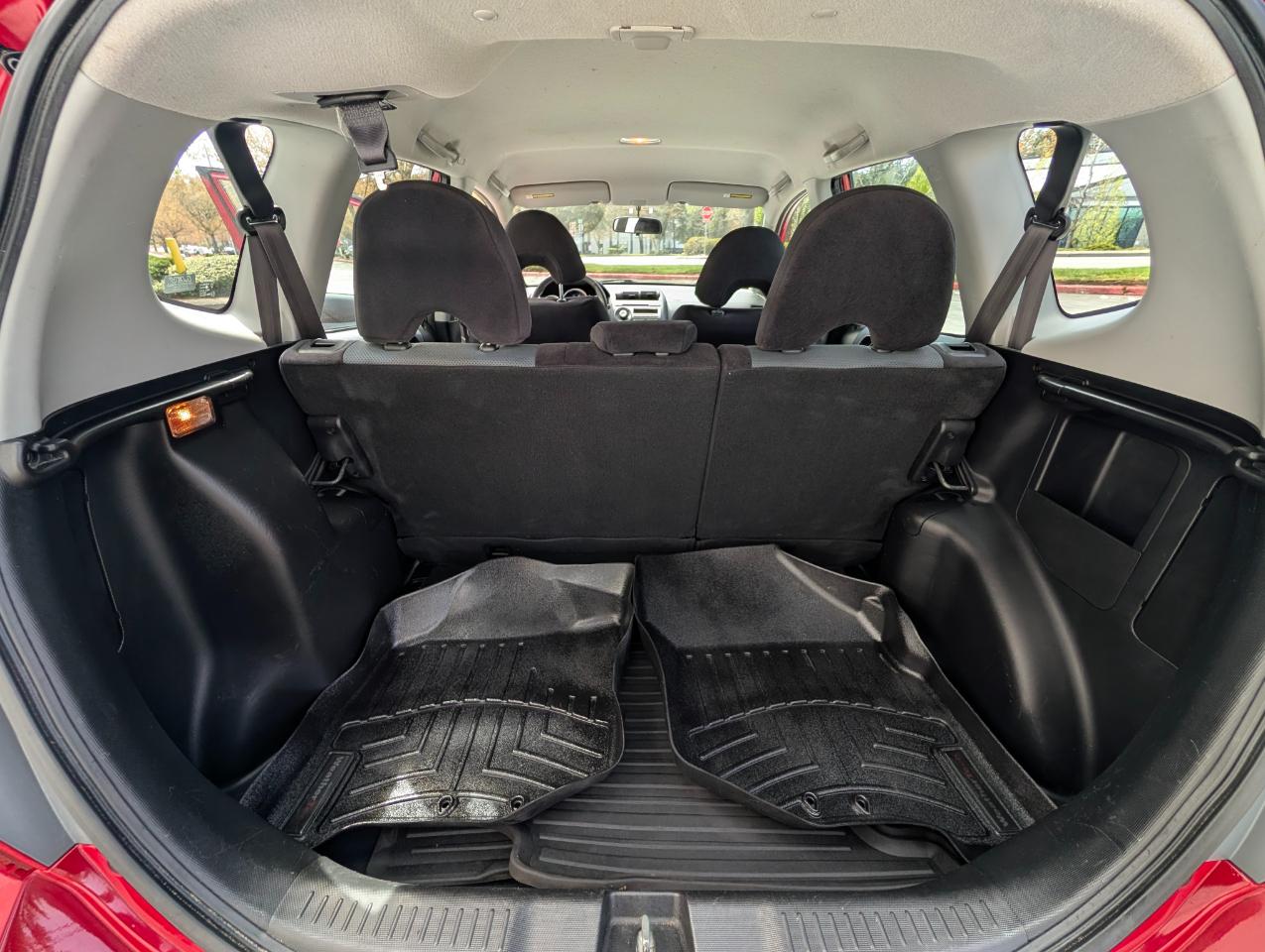 Honda Fit Sport 5-Speed AT 2008