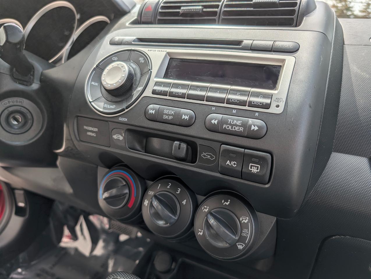 Honda Fit Sport 5-Speed AT 2008