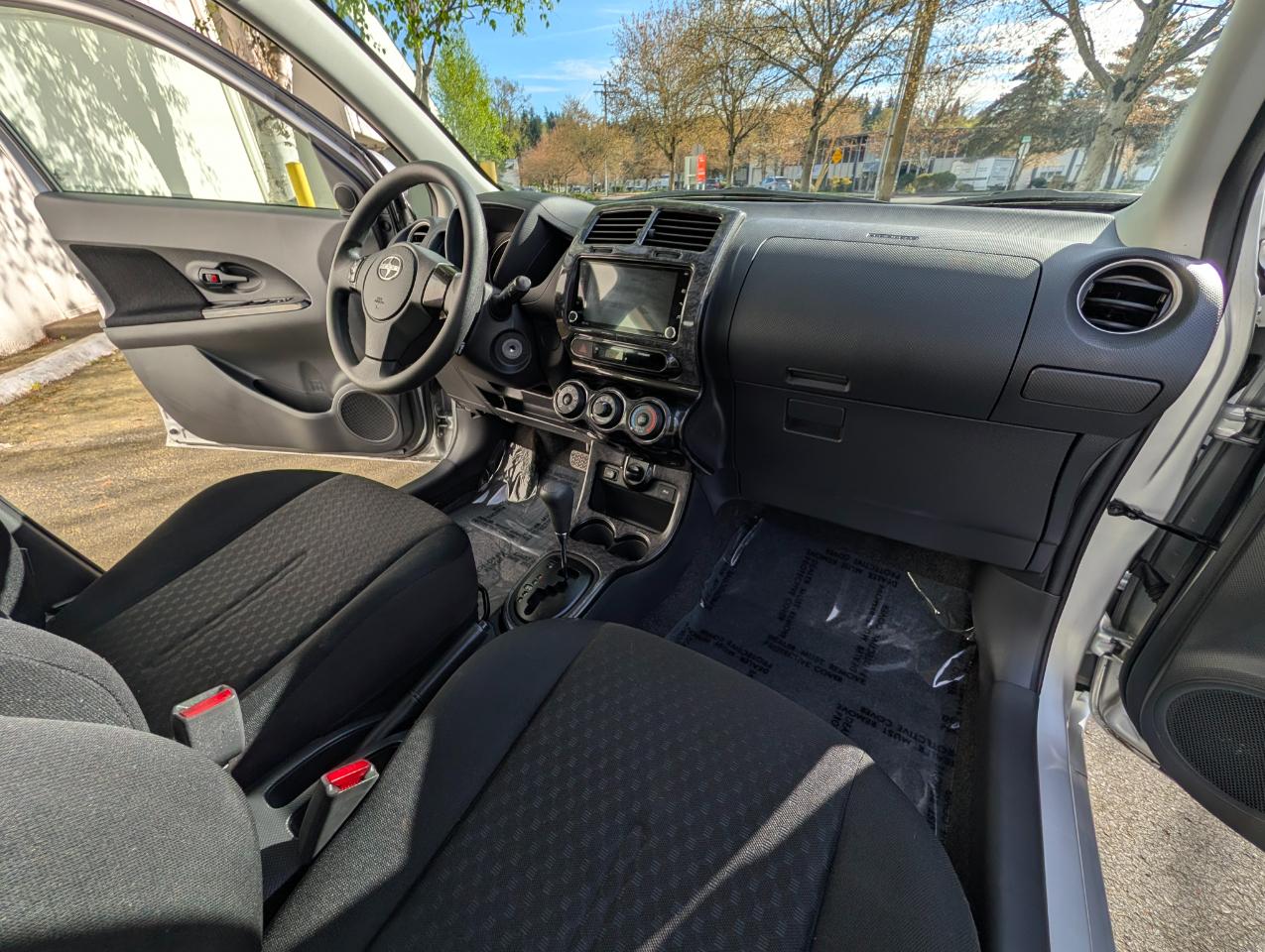 Scion xD 5-Door 2009