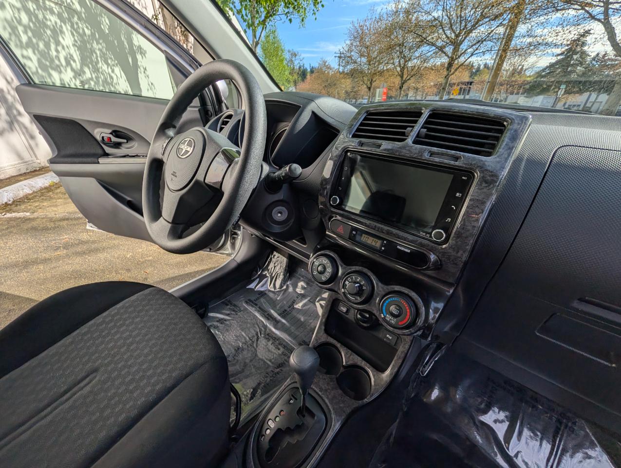 Scion xD 5-Door 2009