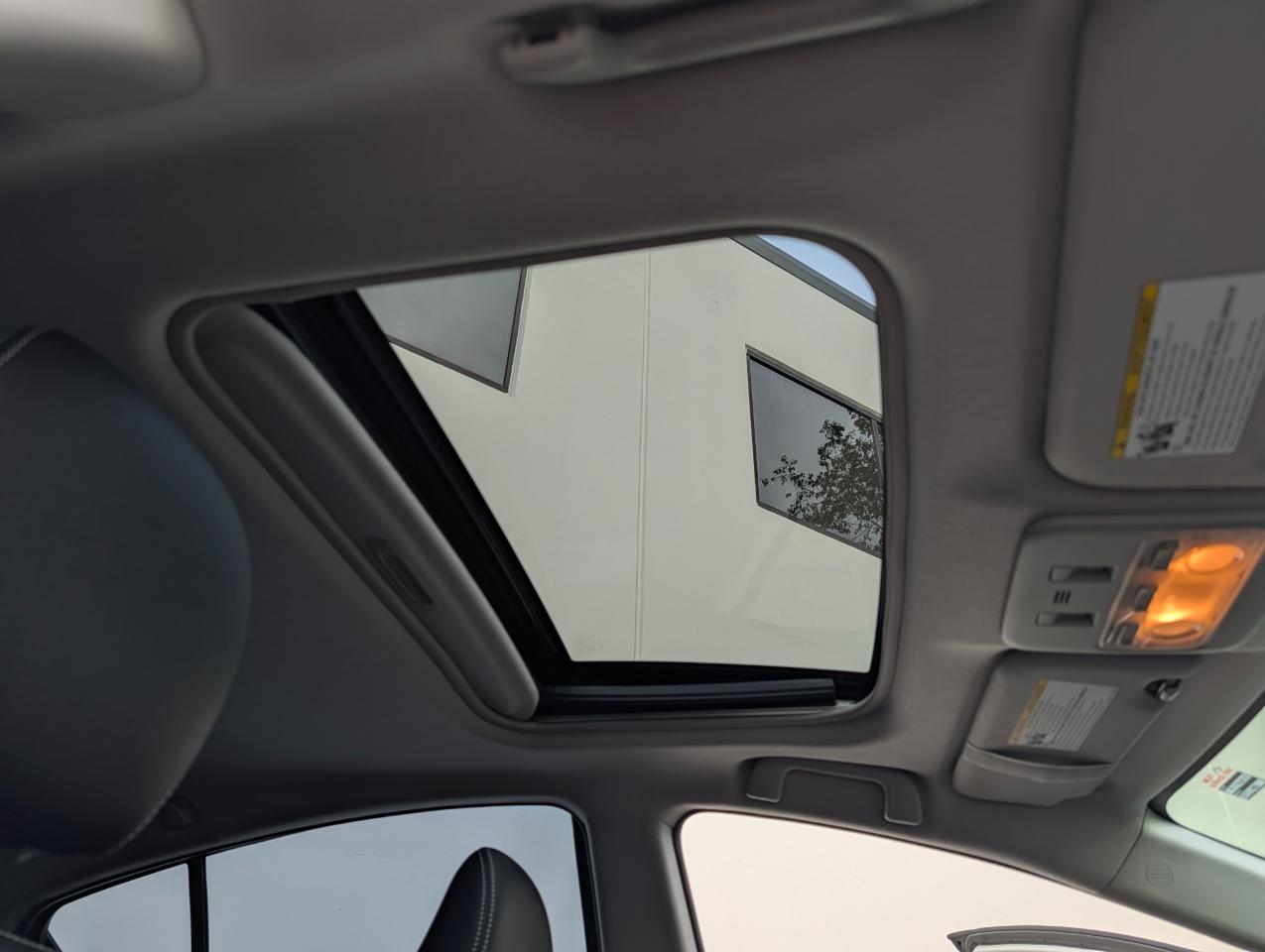 Toyota Prius c Four 2016