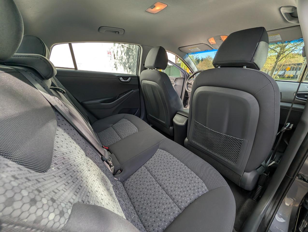 Hyundai Ioniq Hybrid Blue 2017