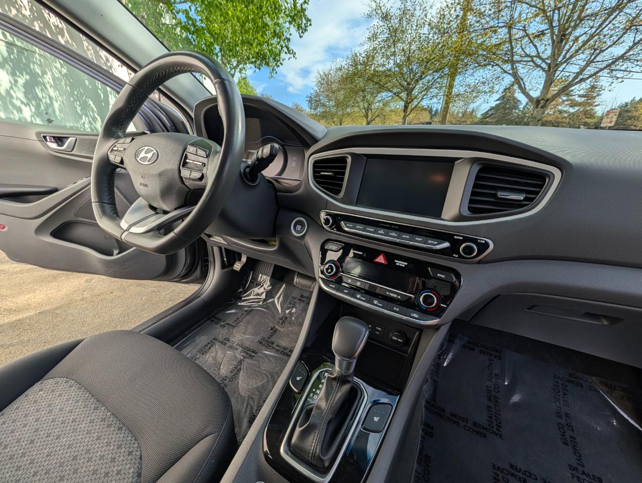 Hyundai Ioniq Hybrid Blue 2017