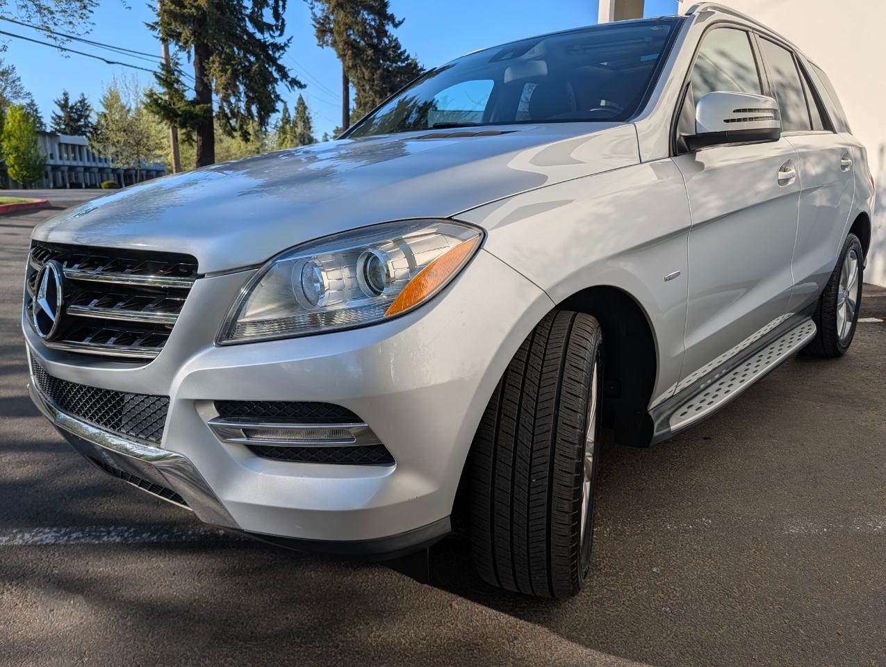 Mercedes-Benz M-Class ML350 4MATIC 2012