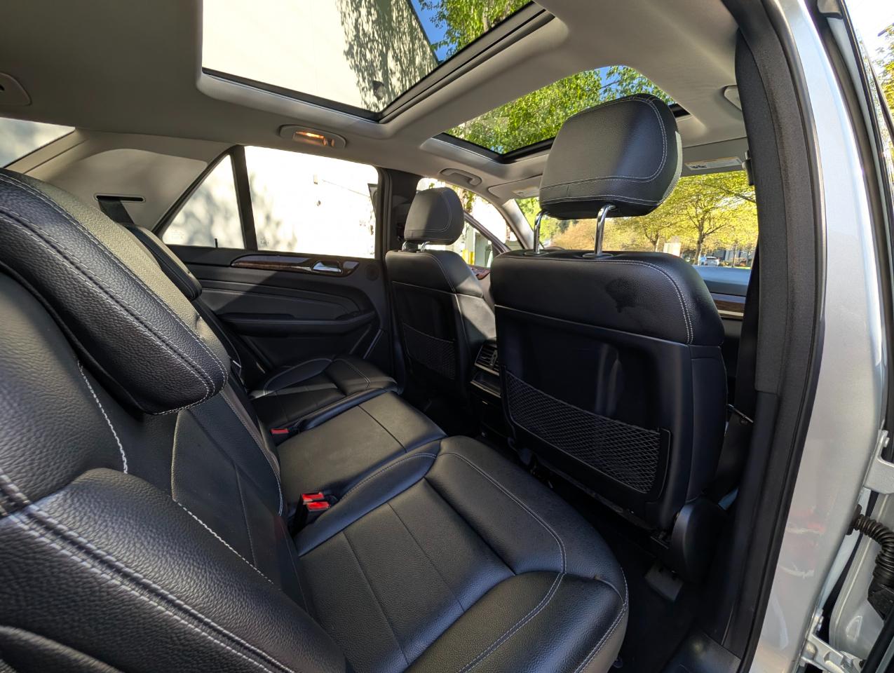 Mercedes-Benz M-Class ML350 4MATIC 2012