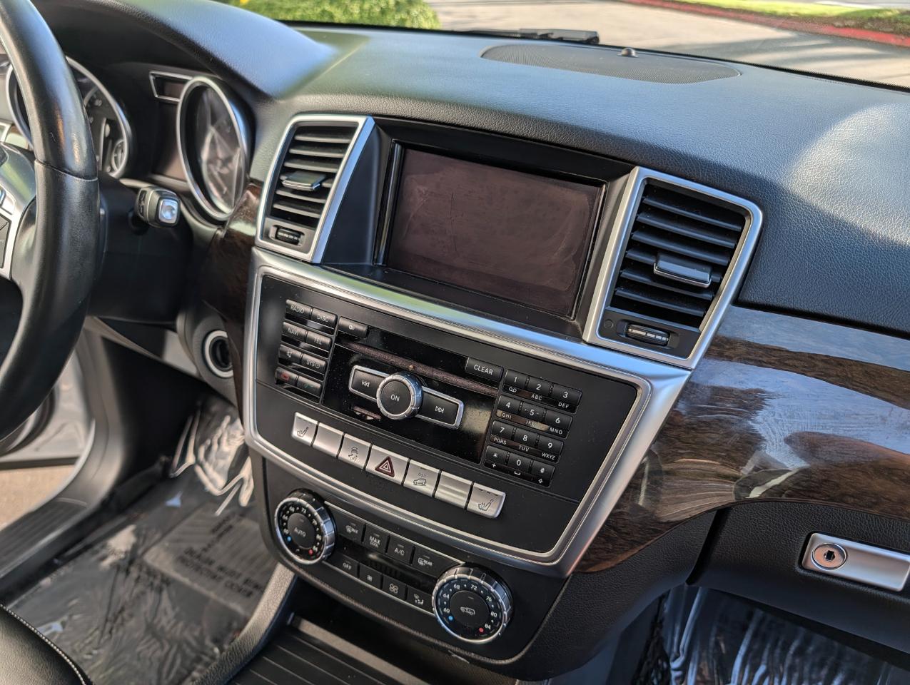 Mercedes-Benz M-Class ML350 4MATIC 2012