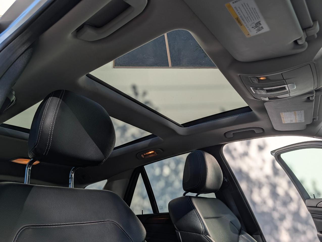 Mercedes-Benz M-Class ML350 4MATIC 2012