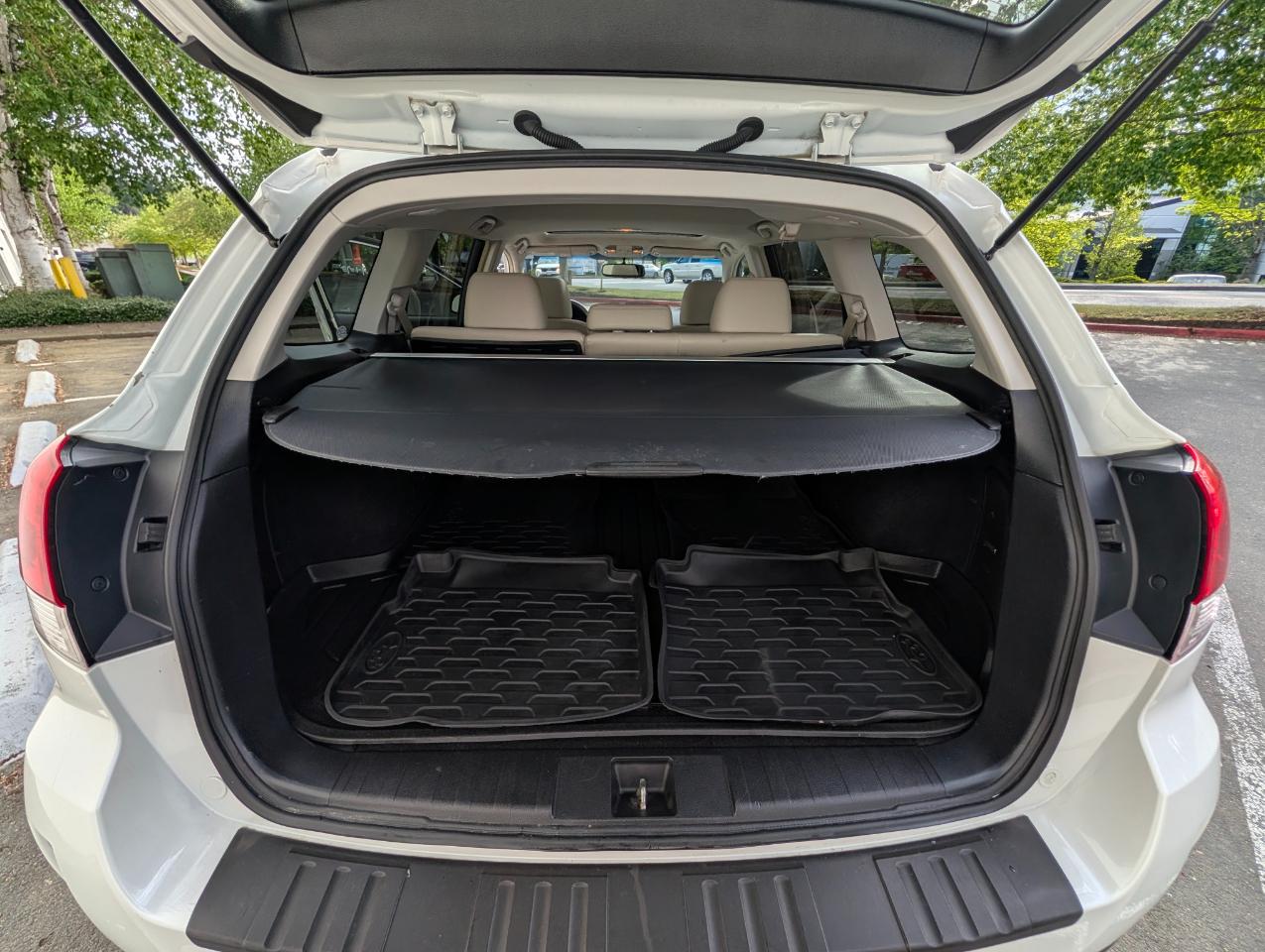 Subaru Outback 2.5i Limited 2014