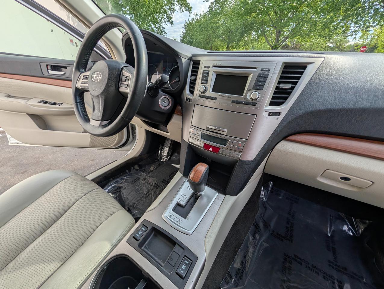 Subaru Outback 2.5i Limited 2014