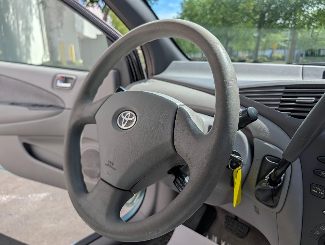 Toyota Prius Base 2001