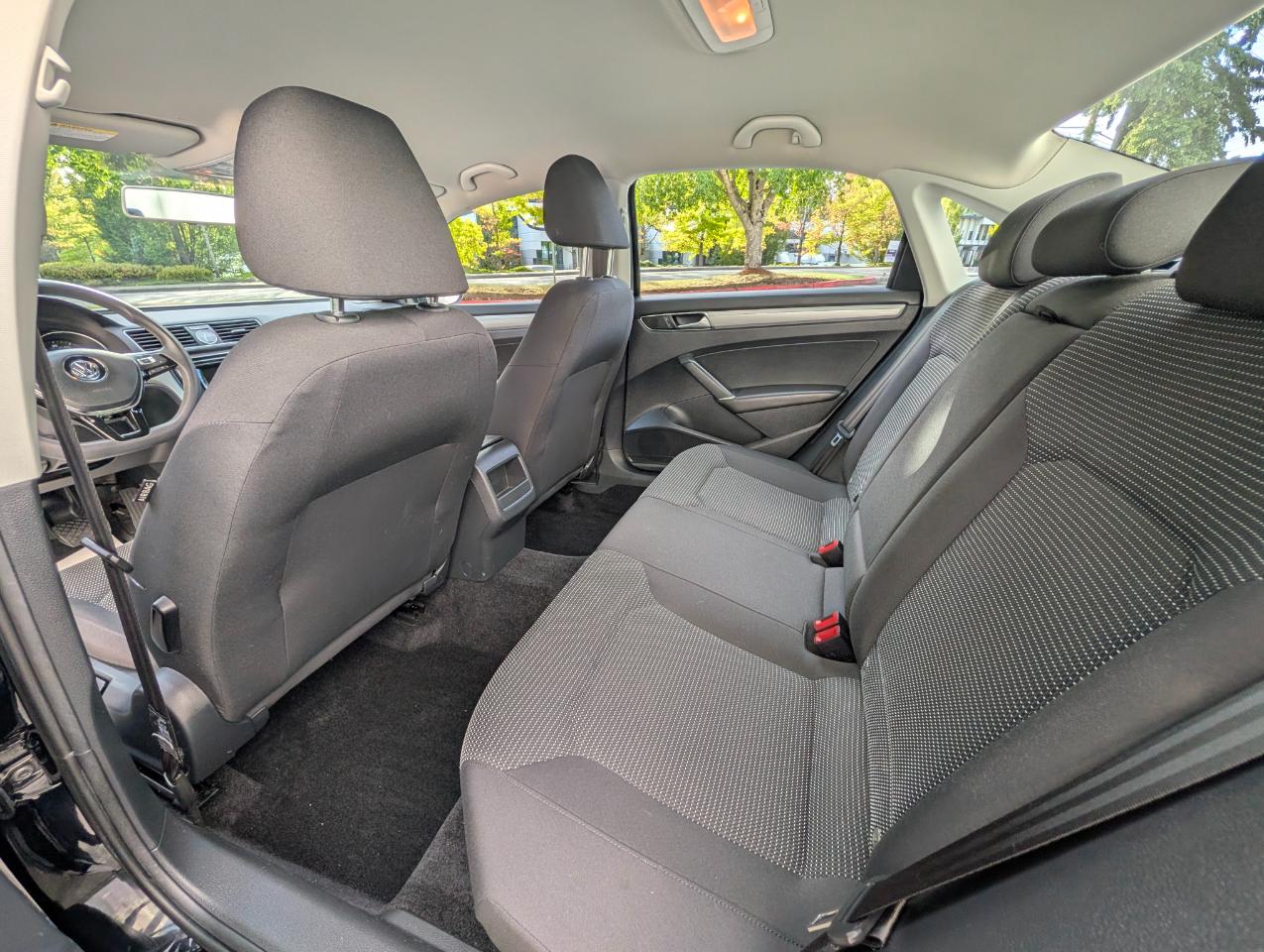 Volkswagen Passat S PZEV 6A 2016