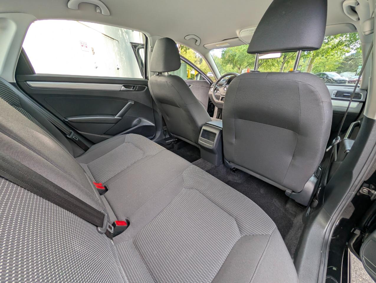 Volkswagen Passat S PZEV 6A 2016