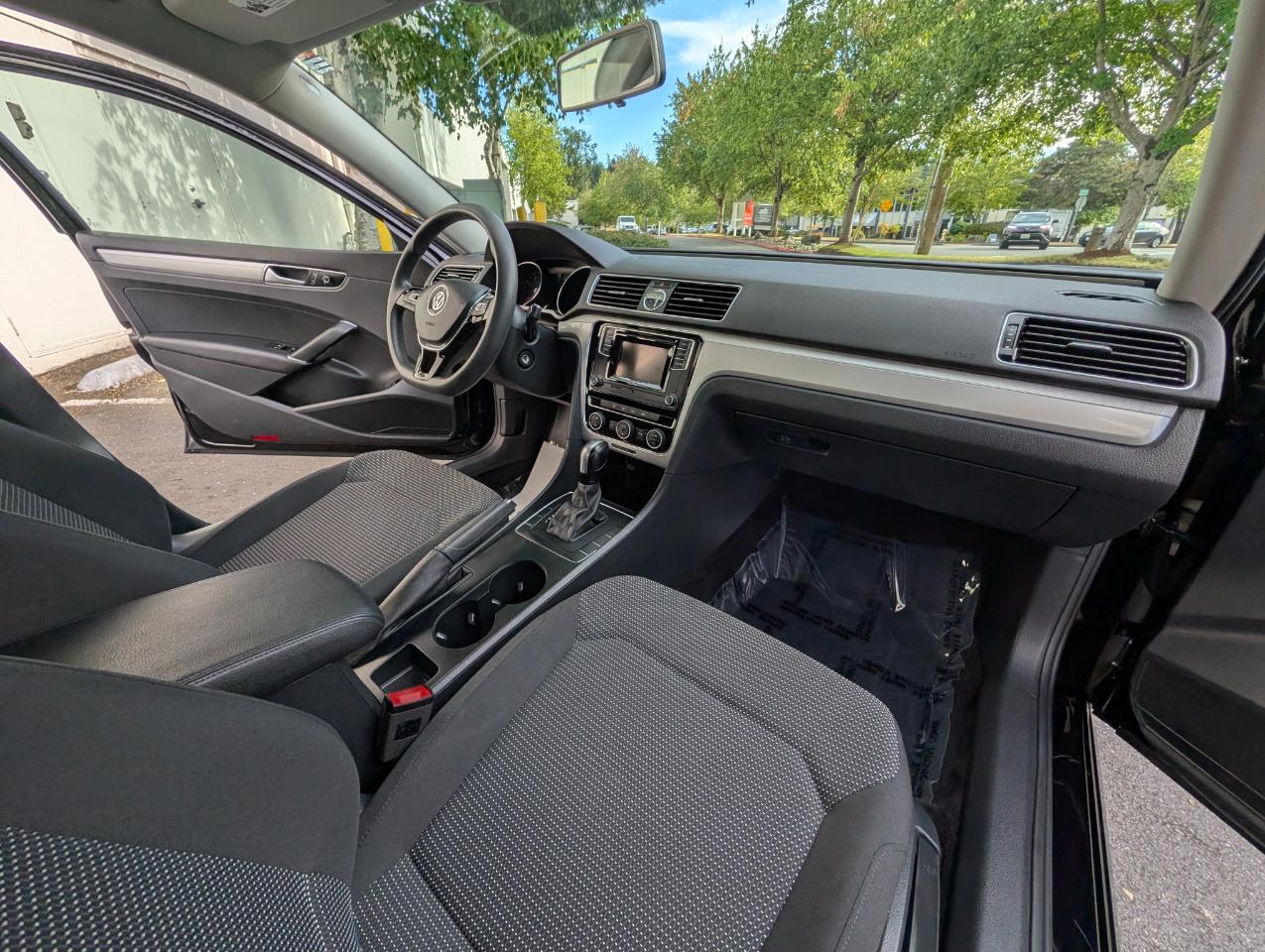 Volkswagen Passat S PZEV 6A 2016