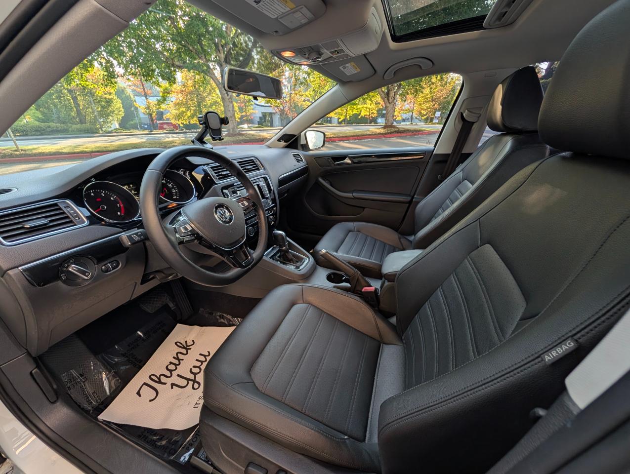 Volkswagen Jetta SEL 6A 2015