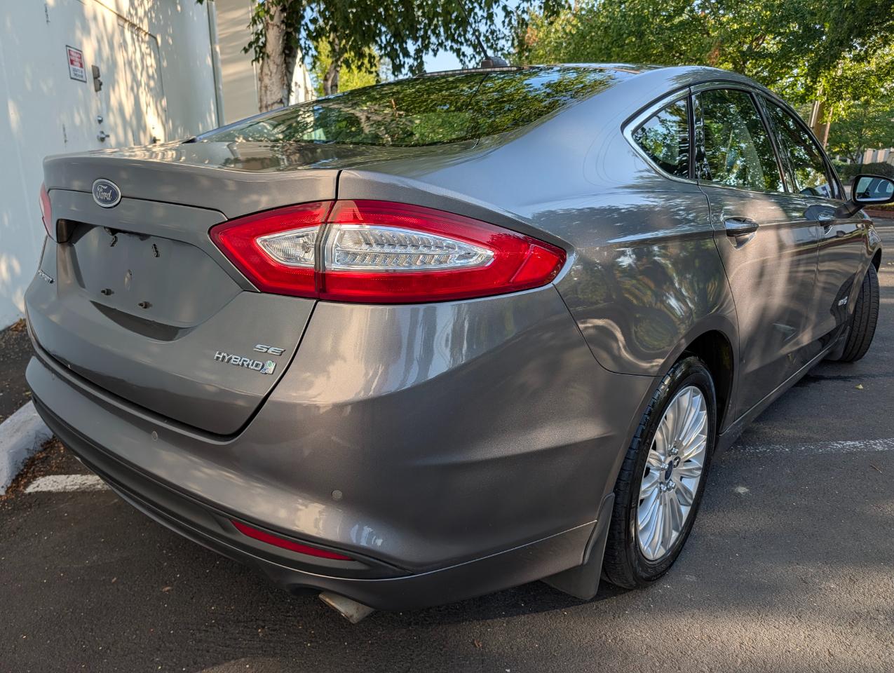 Ford Fusion Hybrid SE 2014