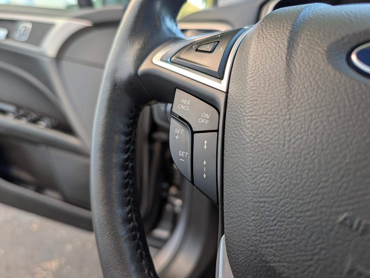 Ford Fusion Hybrid SE 2014