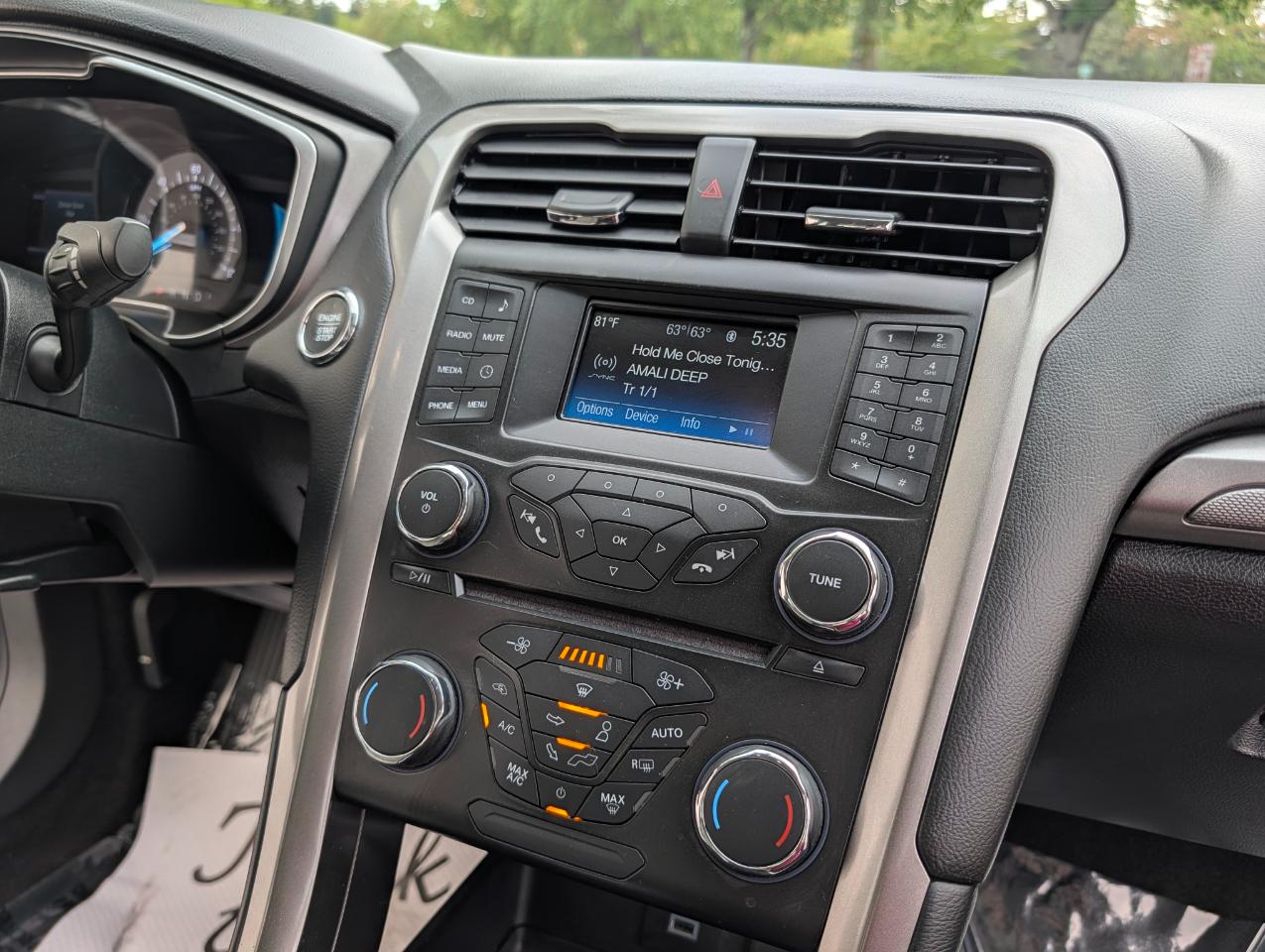 Ford Fusion Hybrid S 2018