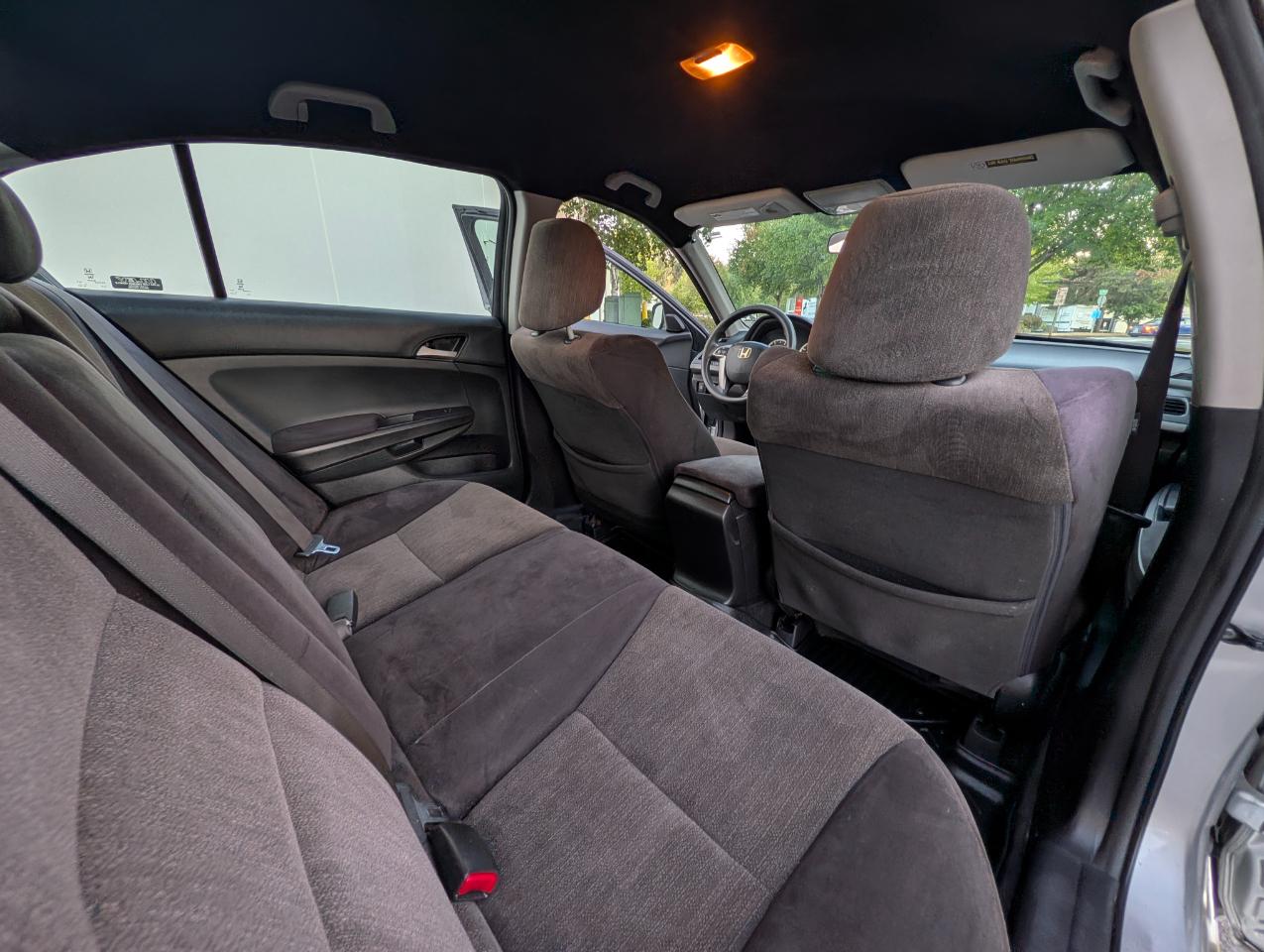 Honda Accord LX-P Sedan AT 2009