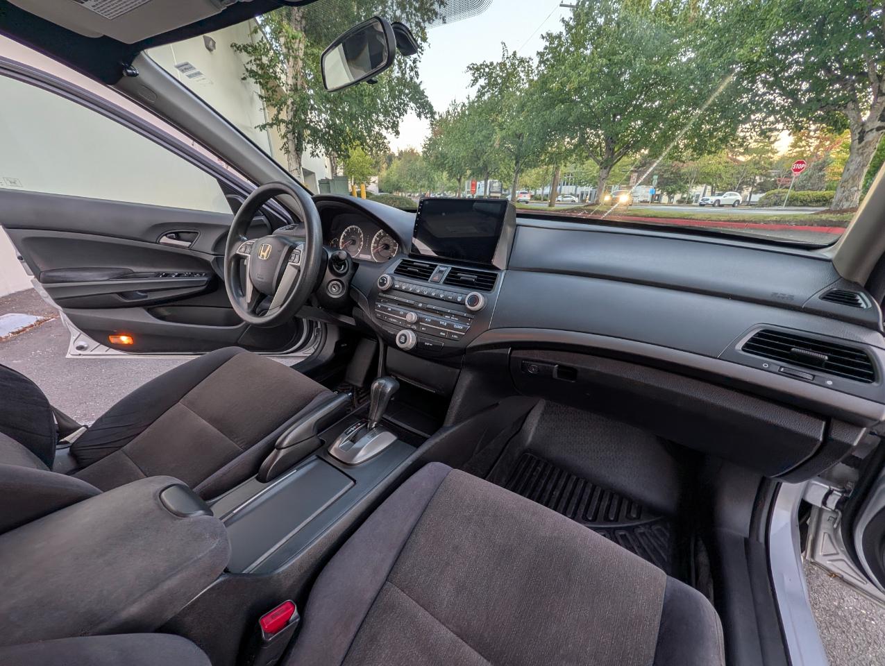 Honda Accord LX-P Sedan AT 2009