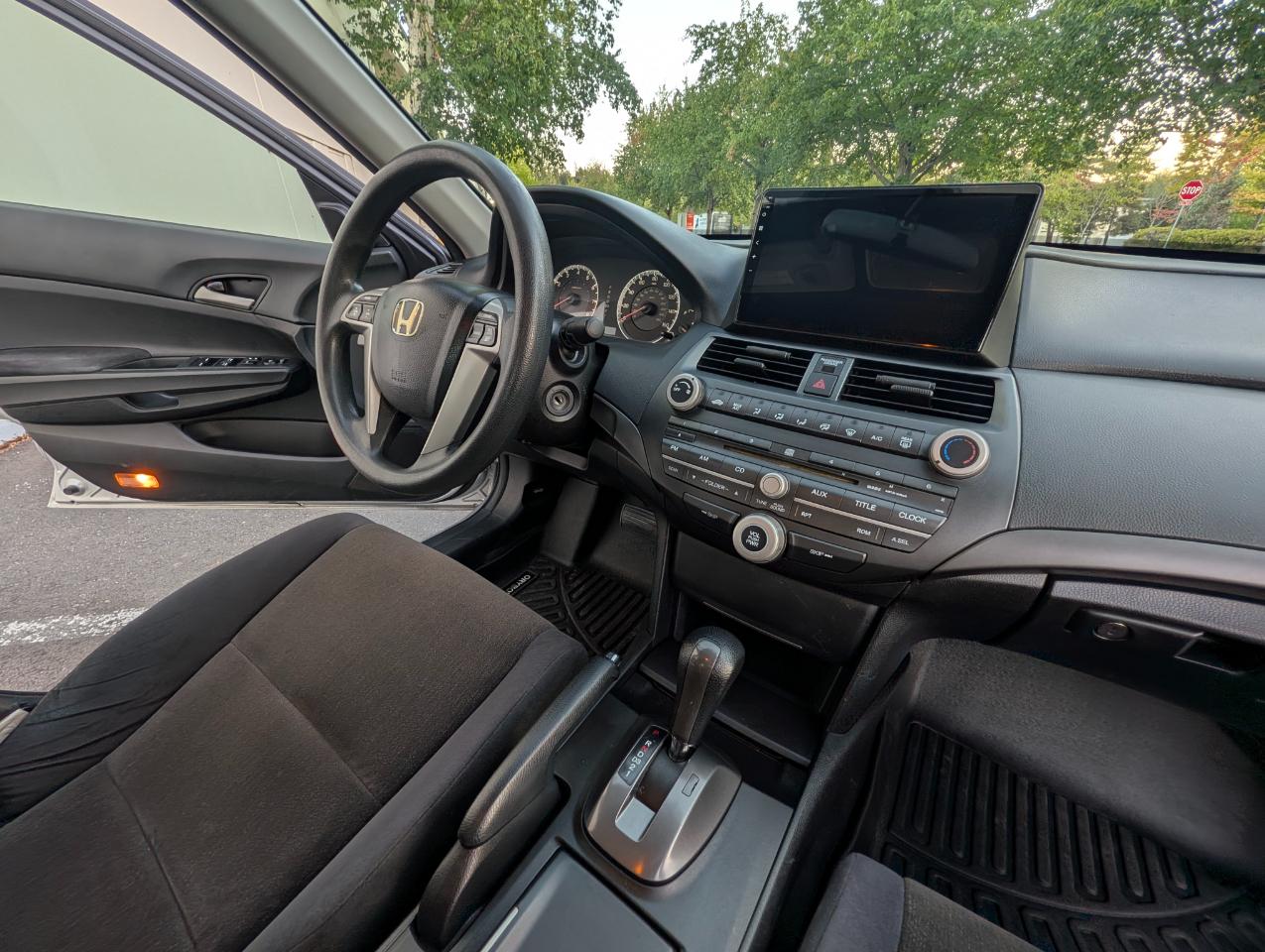 Honda Accord LX-P Sedan AT 2009