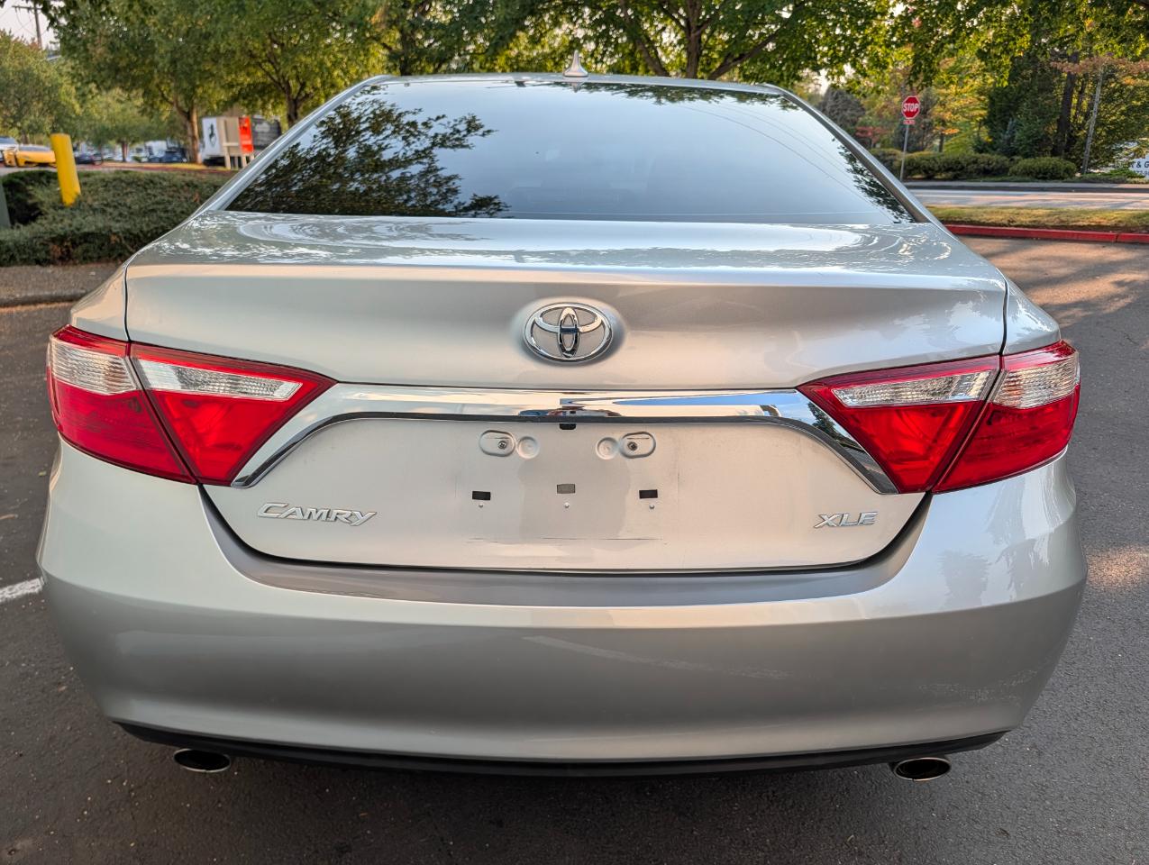 Toyota Camry XLE V6 2017