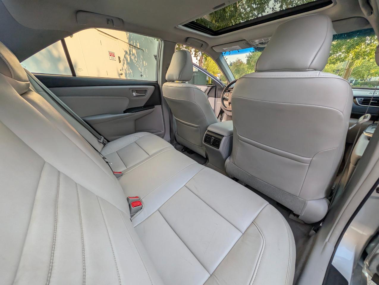Toyota Camry XLE V6 2017