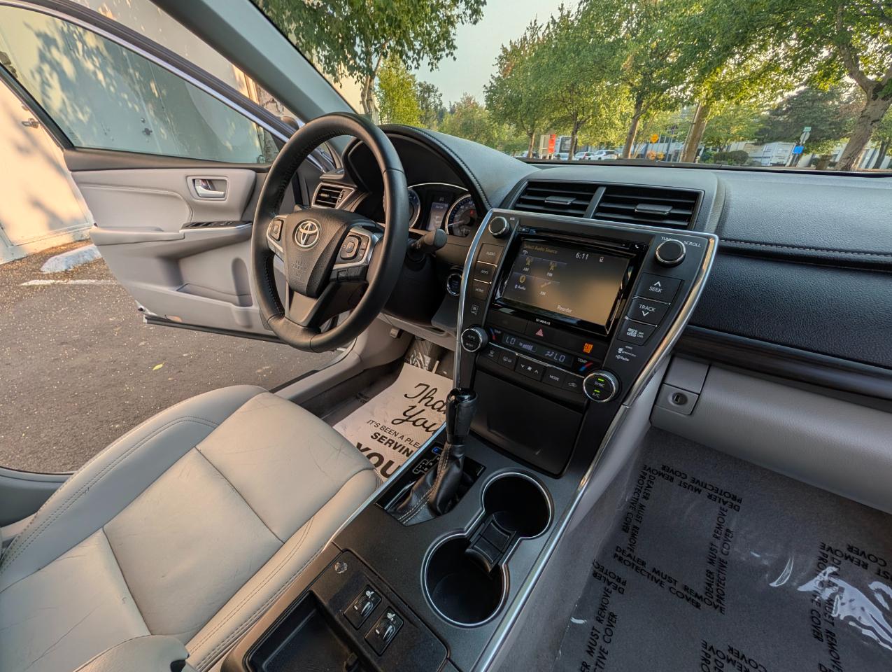 Toyota Camry XLE V6 2017