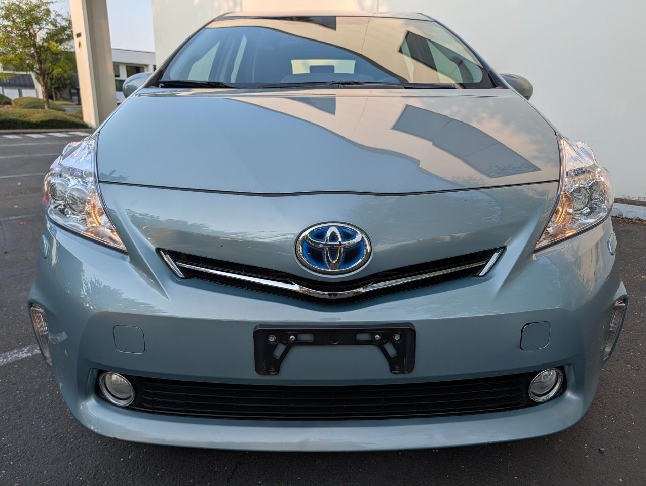 Toyota Prius V Three 2014