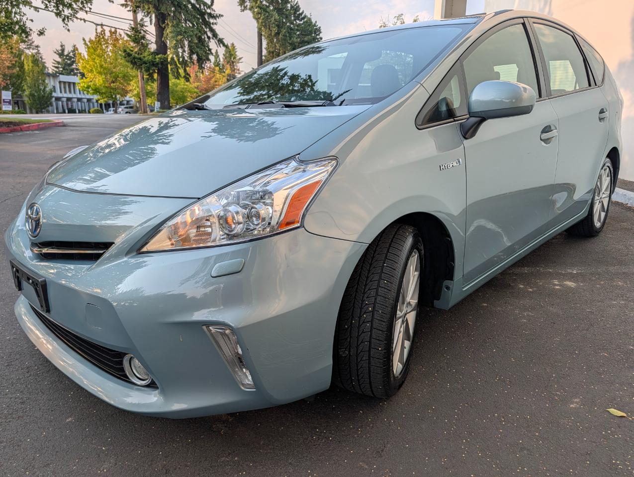 Toyota Prius V Three 2014
