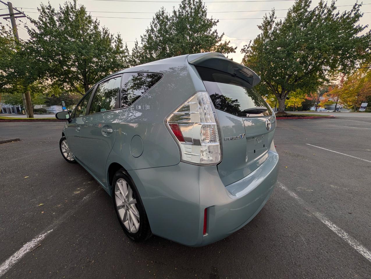 Toyota Prius V Three 2014