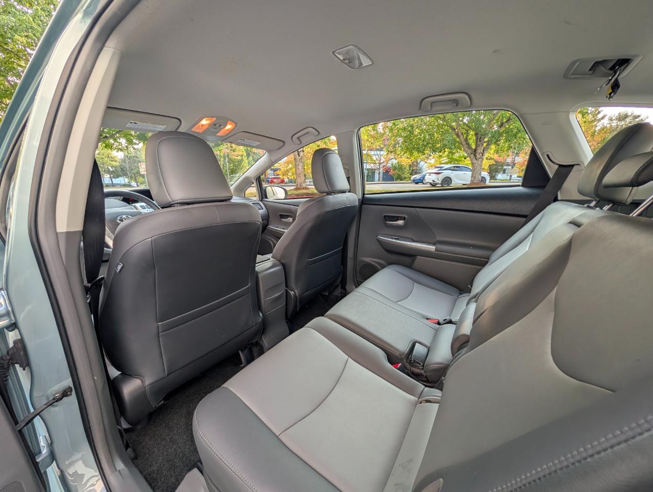 Toyota Prius V Three 2014