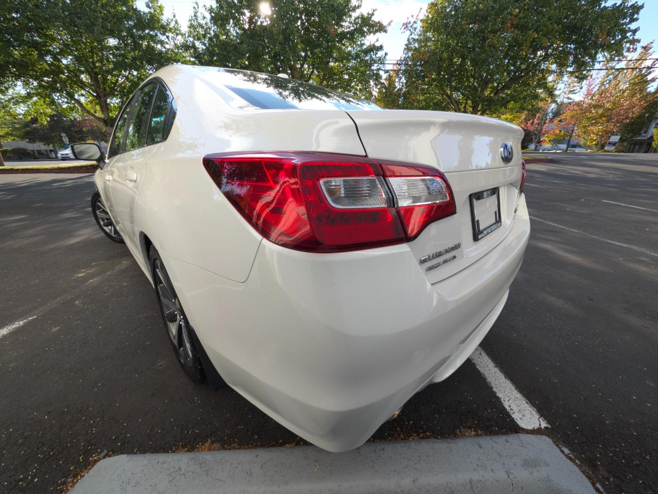 Subaru Legacy 2.5i Limited 2015