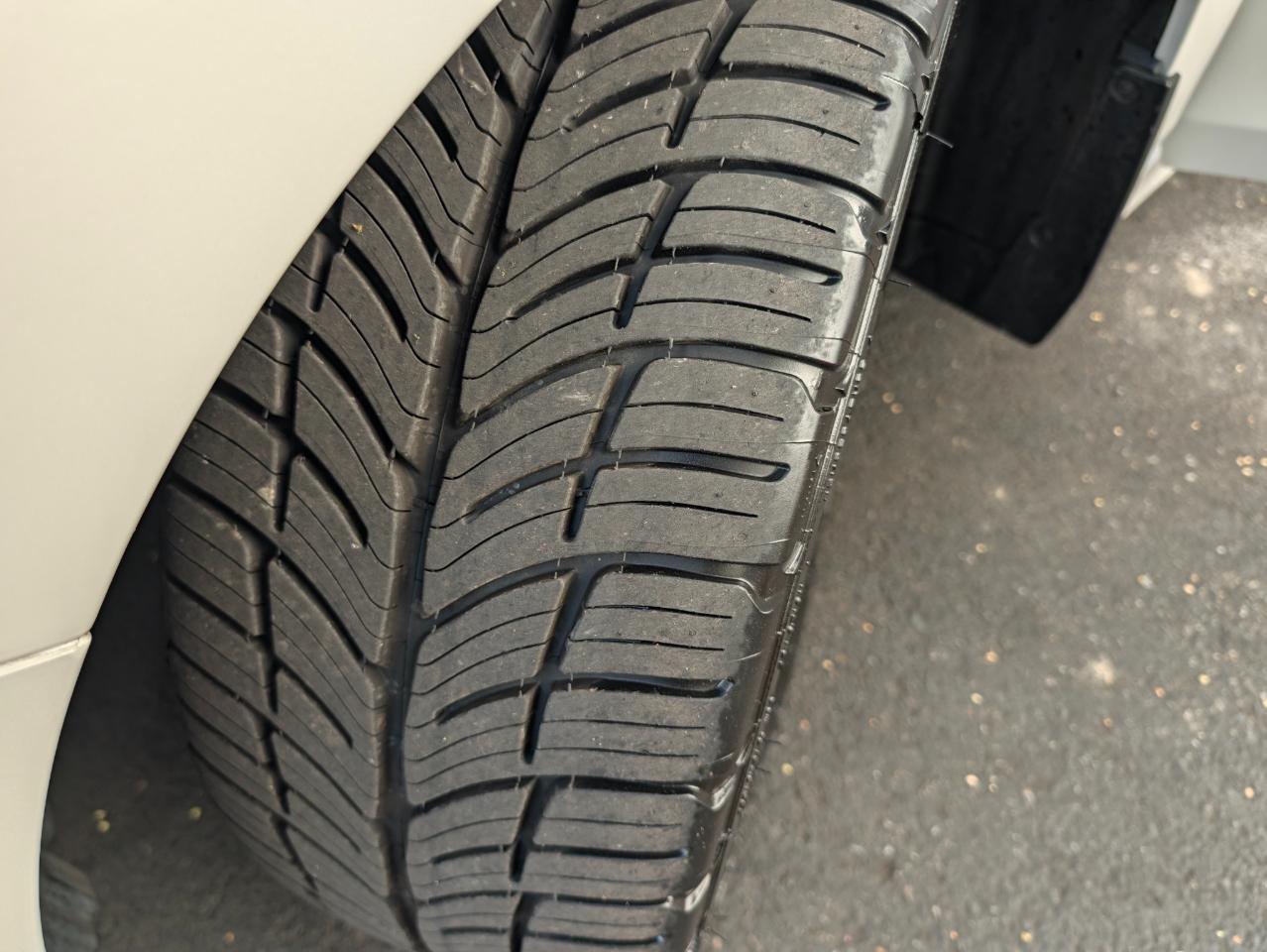 Subaru Legacy 2.5i Limited 2015