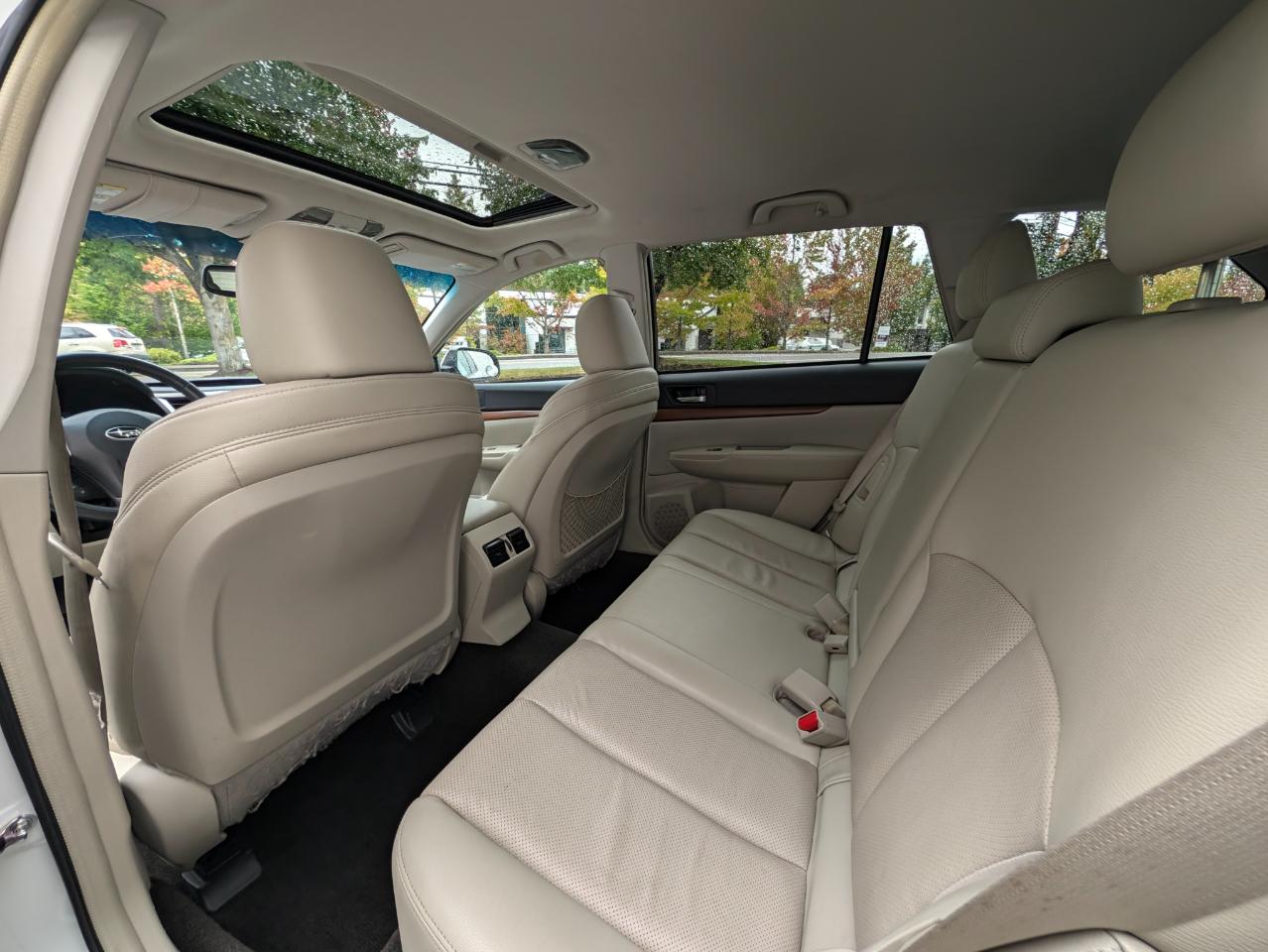 Subaru Outback 2.5i Limited 2014