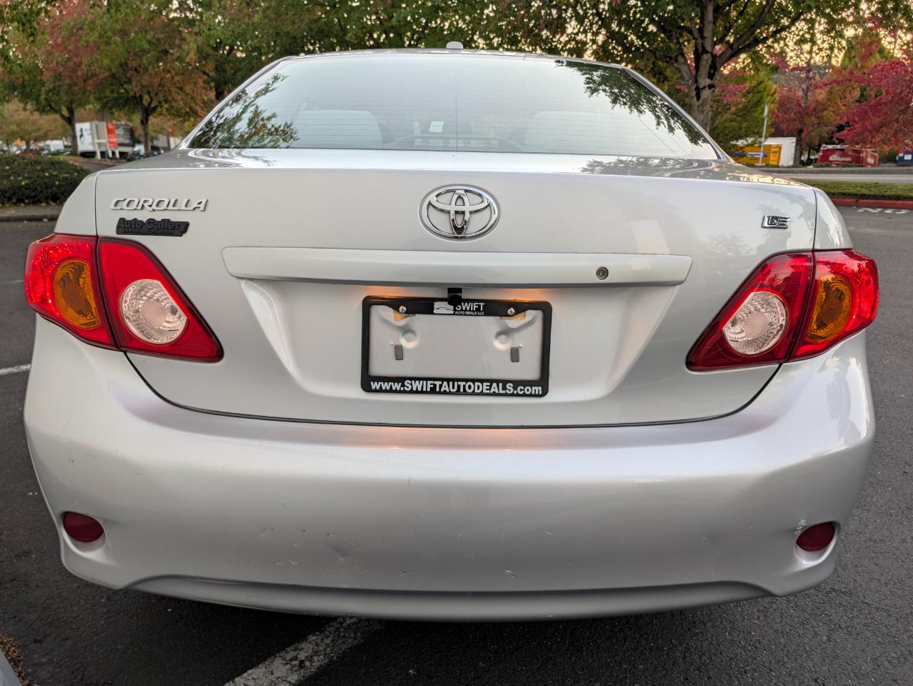 Toyota Corolla LE 4-Speed AT 2010