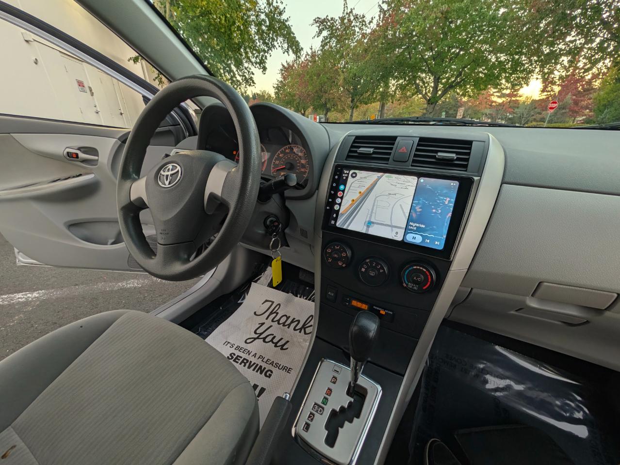 Toyota Corolla LE 4-Speed AT 2010