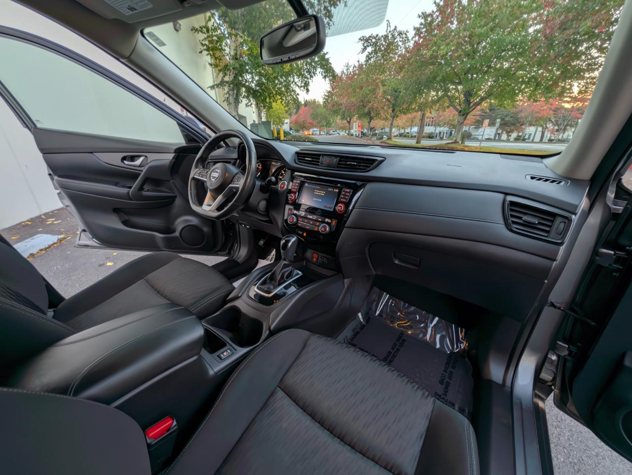 Nissan Rogue SV AWD 2017