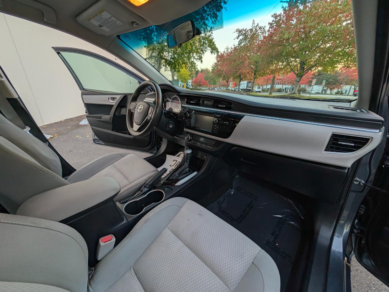 Toyota Corolla LE CVT 2014