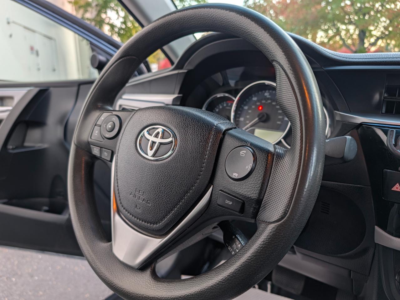 Toyota Corolla LE CVT 2014