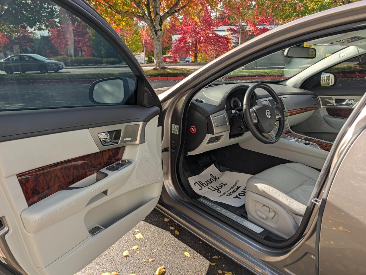 Jaguar XF-Series Premium Luxury 2009