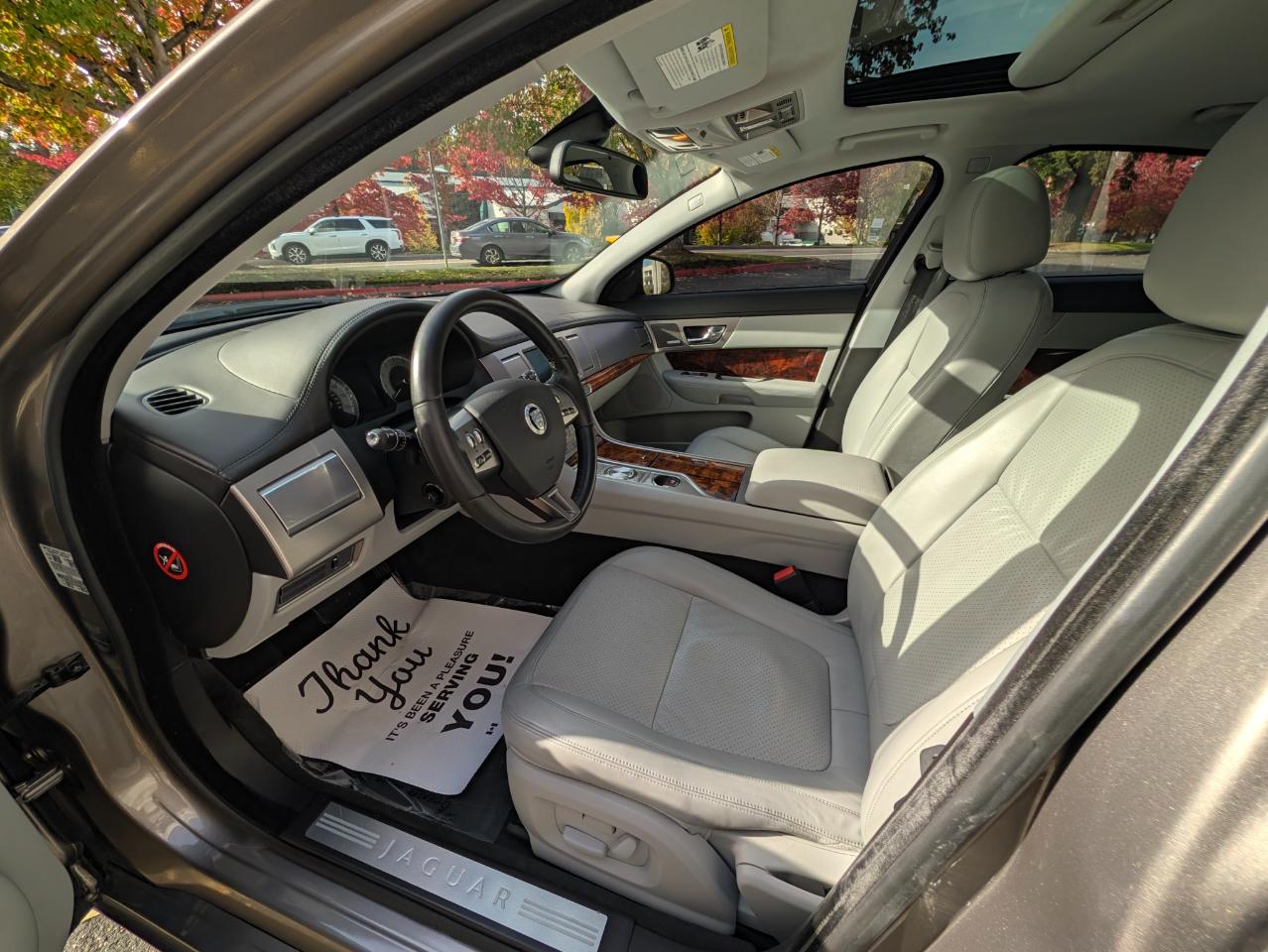 Jaguar XF-Series Premium Luxury 2009
