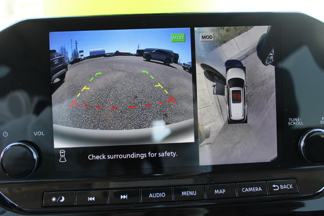 Nissan Pathfinder SL 4WD 2023