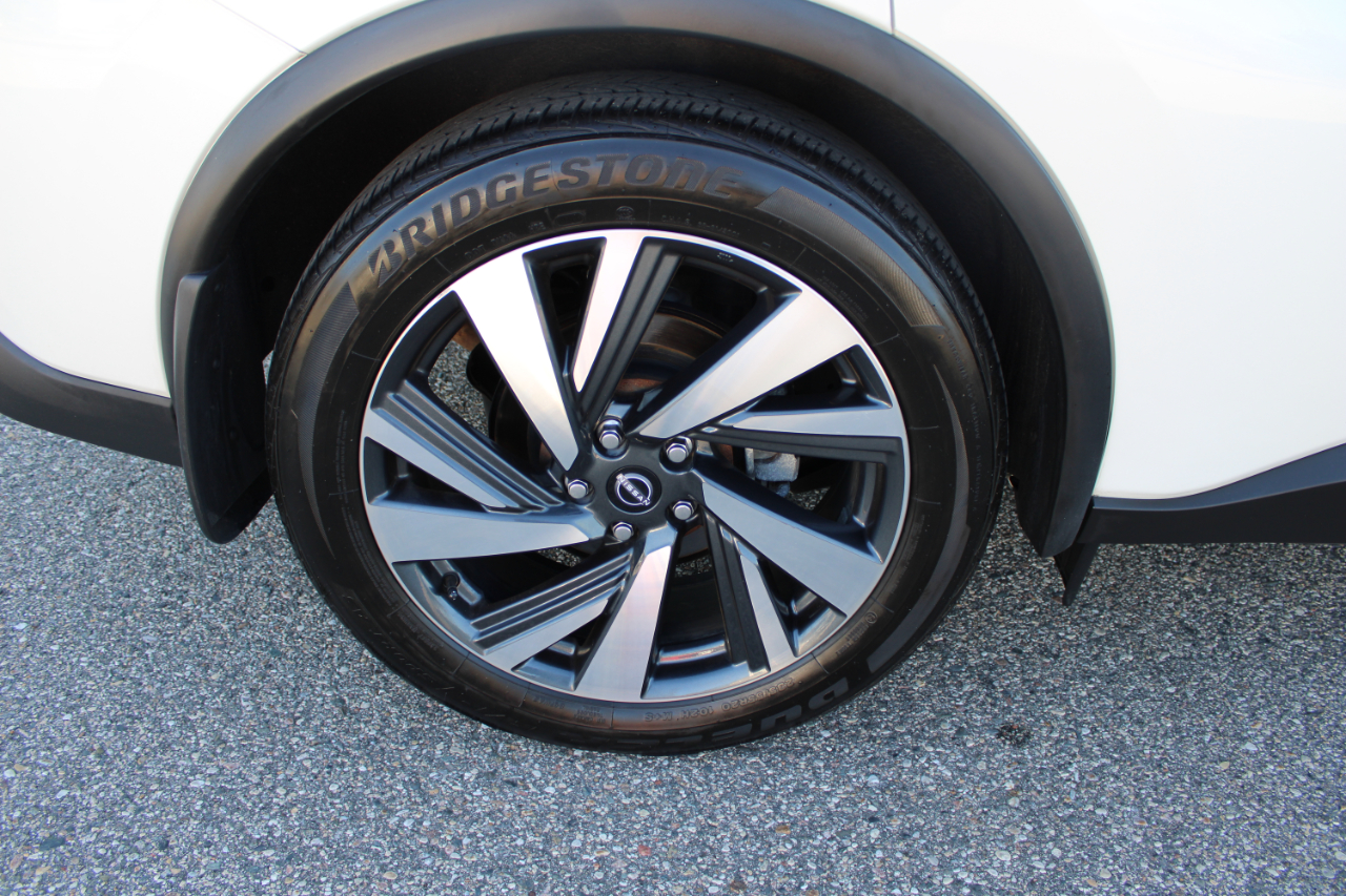 2024 Nissan Murano SL photo 7