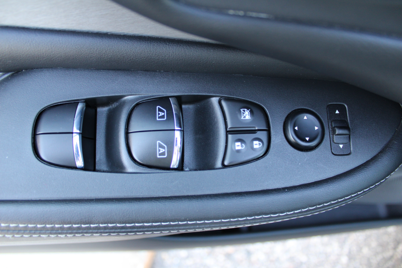 2024 Nissan Murano SL photo 14