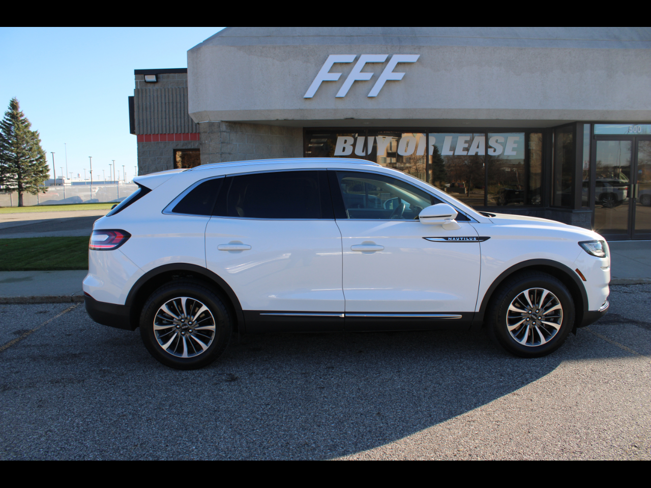 2022 Lincoln Nautilus Reserve AWD