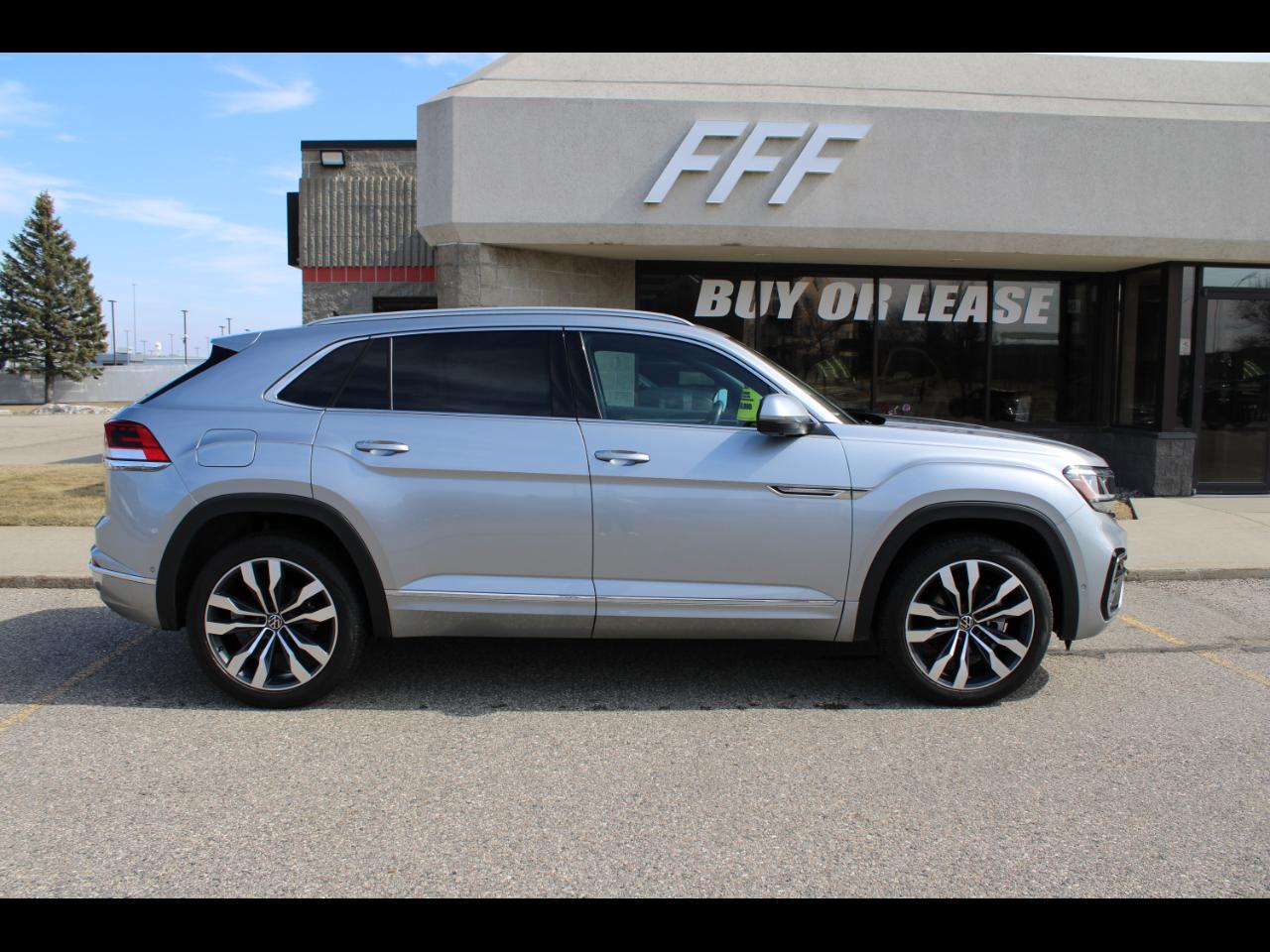 2022 Volkswagen Atlas Cross Sport V6 SEL Premium R-Line 4MOTION