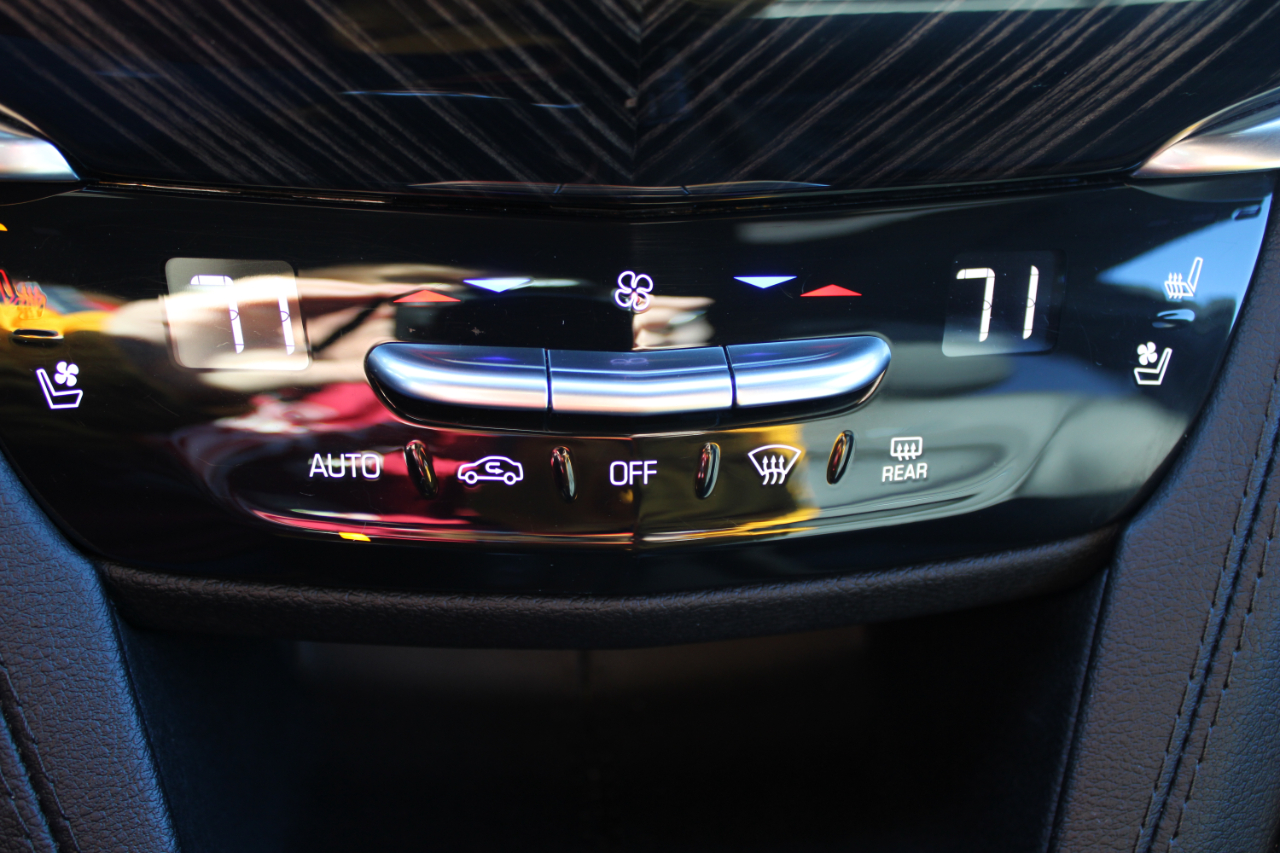 Cadillac XT6 Premium Luxury AWD 2024