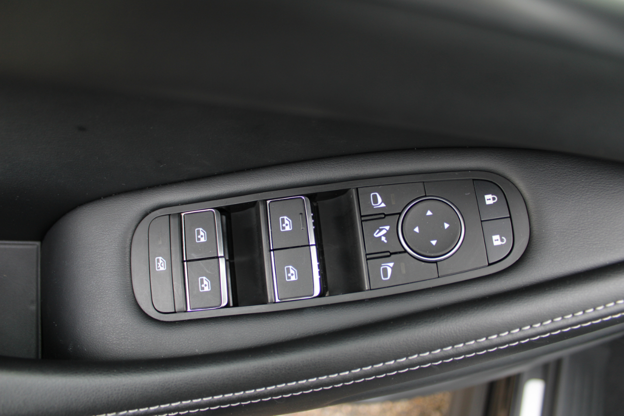 Infiniti QX60 LUXE AWD 2024