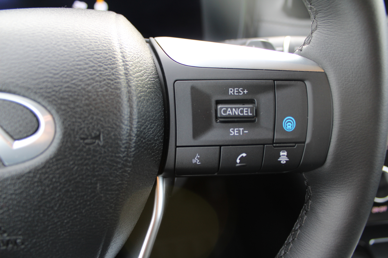 Infiniti QX60 LUXE AWD 2024